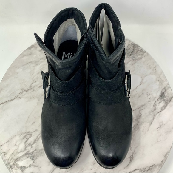 NWOT Miz Mooz Spencer Black Leather Buckle Detail Comfort Boots 39 Wide Moto - Picture 6 of 16